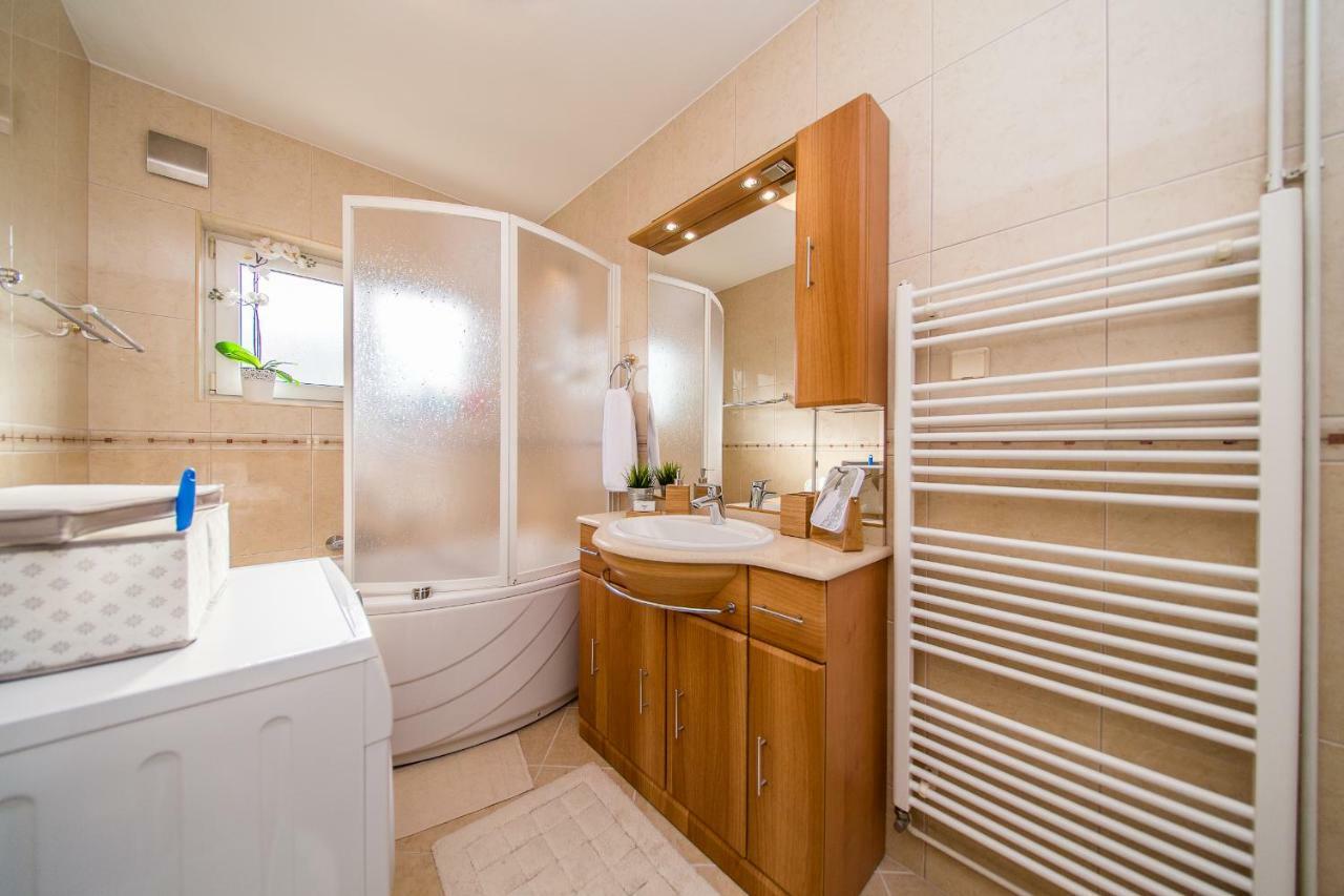 Houzzz21 Hotel Zagreb Bagian luar foto